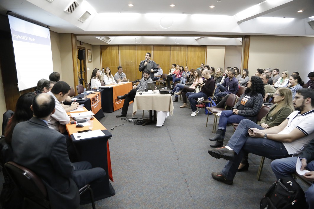 Primeiro Debate Eleitoral - Eleições 2015